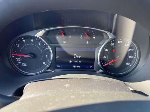 Used 2023 GMC Terrain SLT image 31