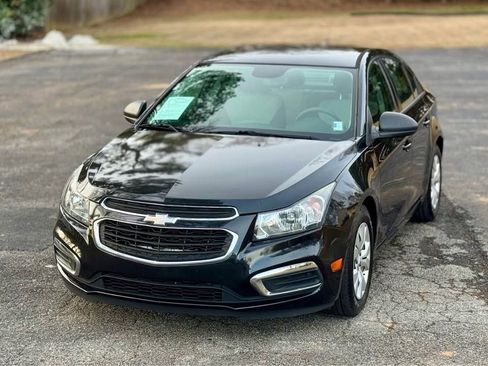 Used 2015 Chevrolet Cruze LS image 14