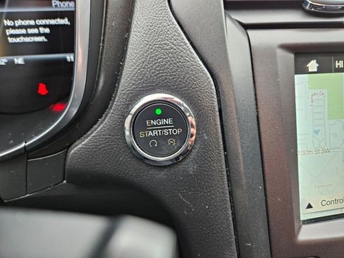 Used 2017 Ford Fusion Titanium image 20