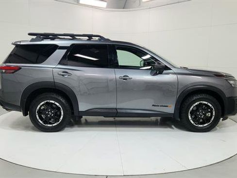 Used 2025 Nissan Pathfinder Rock Creek image 9