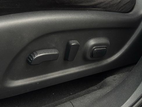 Used 2018 Nissan Murano SV image 18