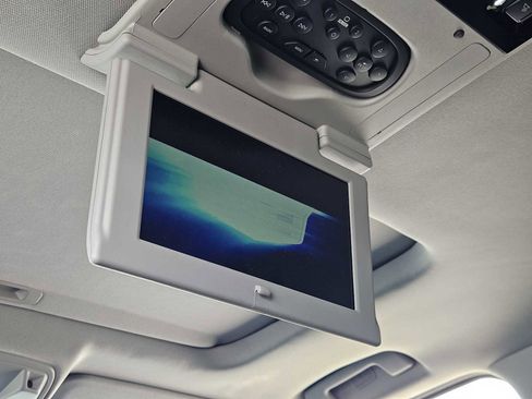 Used 2020 Cadillac Escalade Premium Luxury image 30