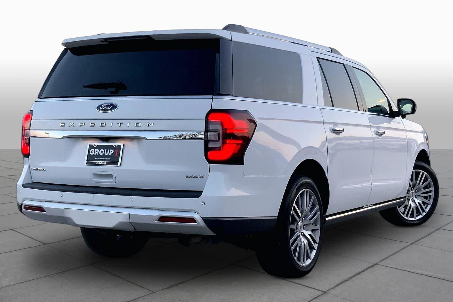 Used 2022 Ford Expedition Max Limited AWD/4WD image 13