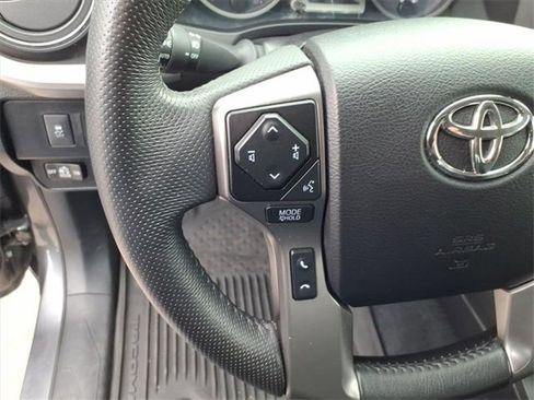 Used 2021 Toyota Tacoma 4x4 Double Cab image 19