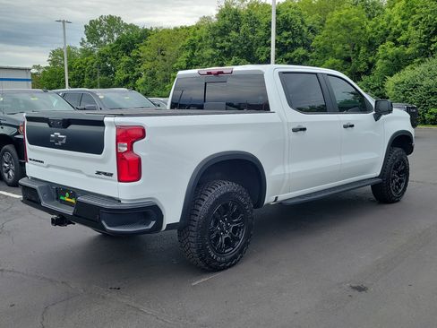 Used 2026 Chevrolet Silverado 1500 ZR2 AWD/4WD image 4