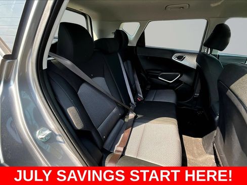 Used 2024 Kia Soul LX w/ Option Group 015 FWD image 27