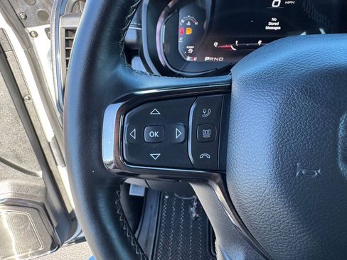 Used 2025 RAM 2500 Limited AWD/4WD image 19