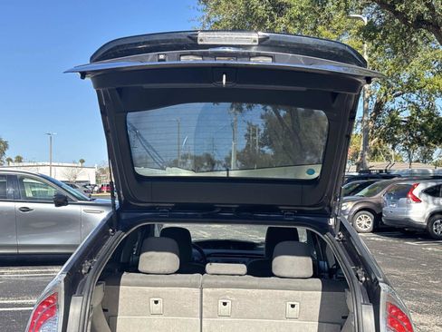 Used 2012 Toyota Prius One image 12