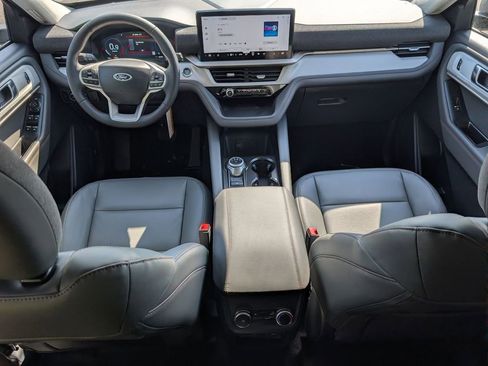 New 2026 Ford Explorer Active AWD/4WD image 17