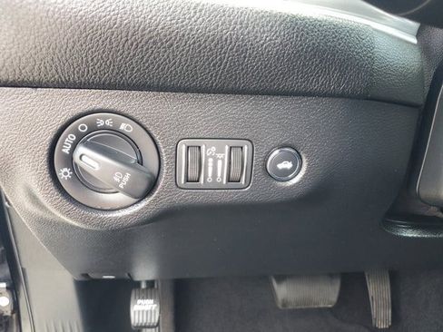 Certified 2022 Dodge Challenger GT RWD image 26