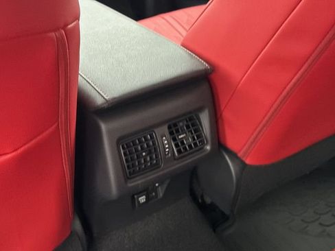 Used 2025 Toyota Camry Hybrid FWD image 13