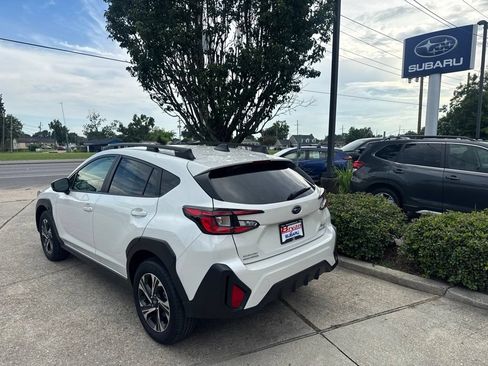 Used 2024 Subaru Crosstrek 2.0i Premium AWD/4WD image 5