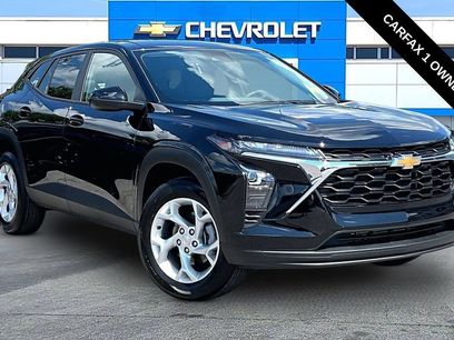 Used 2026 Chevrolet Trax LS w/ LS Convenience Package