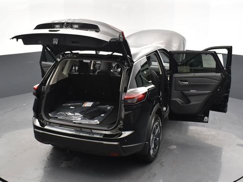 New 2026 Nissan Rogue SV w/ SV Premium Package image 33