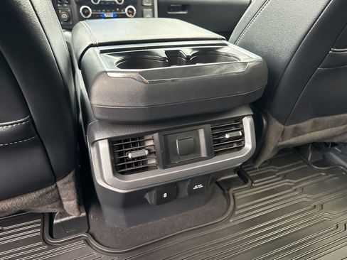 Used 2023 Ford F150 Lariat w/ Trailer Tow Package image 38