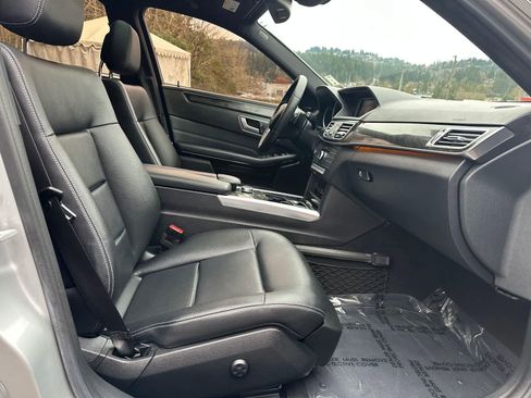 Used 2016 Mercedes-Benz E 350 E 350 Sport image 12