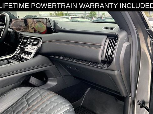 Used 2025 Nissan Armada PRO-4X AWD/4WD image 21