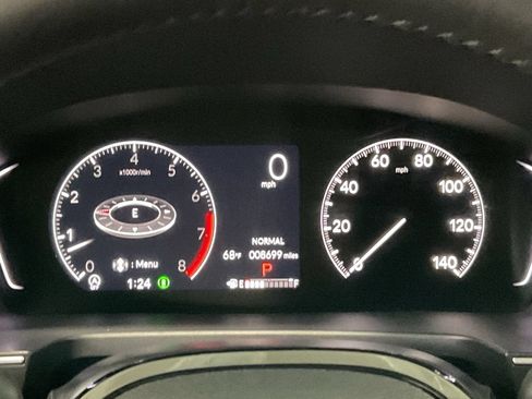 Certified 2025 Honda Pilot Touring image 13