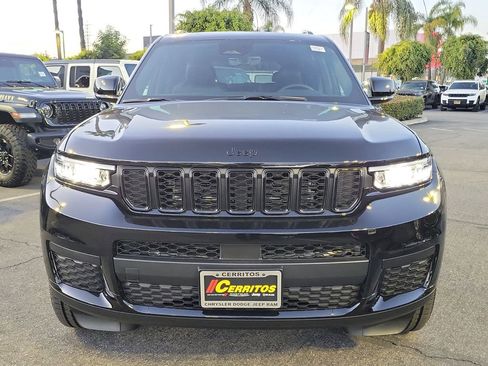 New 2025 Jeep Grand Cherokee L Altitude image 19
