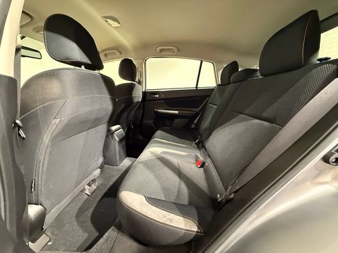 Used 2016 Subaru Crosstrek 2.0i Premium AWD/4WD image 18