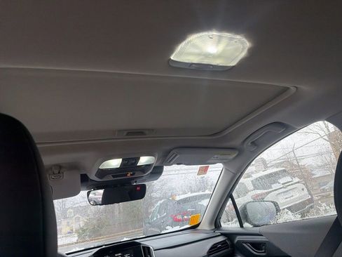 Used 2025 Subaru Crosstrek 2.0i Premium image 10