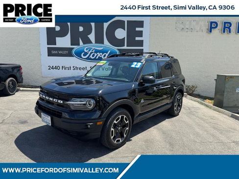 Certified 2023 Ford Bronco Sport Outer Banks w/ Tech Package AWD/4WD image 1