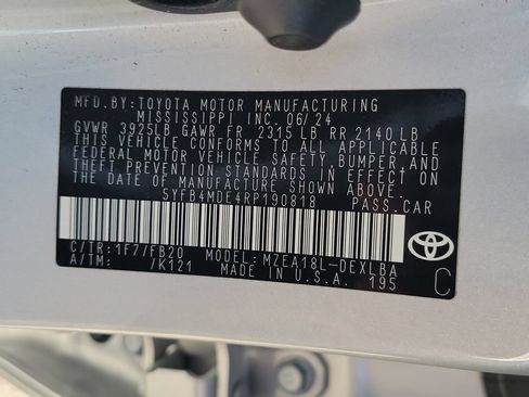 Used 2024 Toyota Corolla LE FWD image 24
