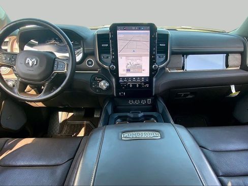 Used 2025 RAM 1500 Limited AWD/4WD image 16