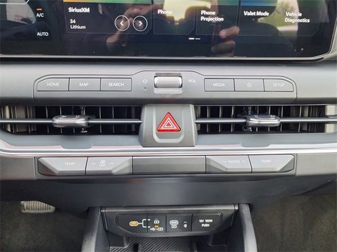 New 2025 Kia K4 EX image 21