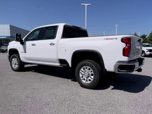 Certified 2024 Chevrolet Silverado 2500 LTZ w/ LTZ Convenience Package image 6