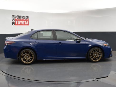 Used 2024 Toyota Camry SE w/ Convenience Package image 5