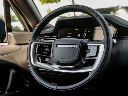 New 2026 Land Rover Range Rover SE AWD/4WD image 19