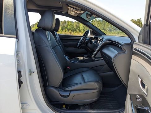 Used 2023 Hyundai Santa Cruz Limited image 46