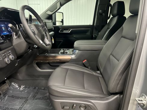 New 2026 Chevrolet Silverado 3500 LT w/ Trail Boss Package AWD/4WD image 12