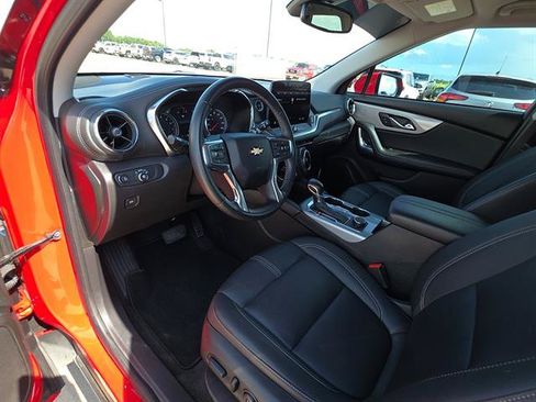 Used 2024 Chevrolet Blazer LT FWD image 11
