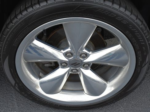 Used 2017 Dodge Charger R/T w/ Premium Group image 13