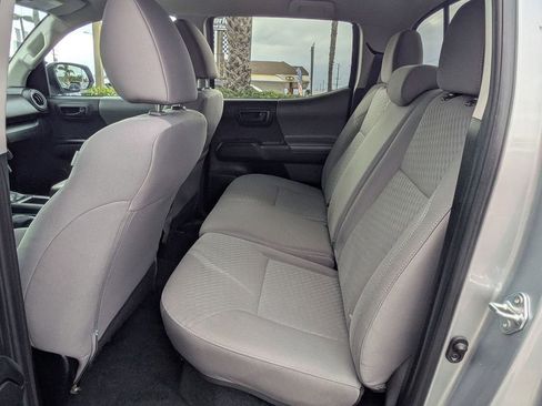 Used 2023 Toyota Tacoma TRD Sport image 15