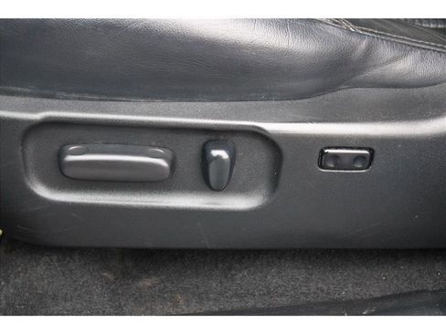 Used 2020 Toyota Tacoma TRD Sport w/ TRD Premium Sport Package image 11