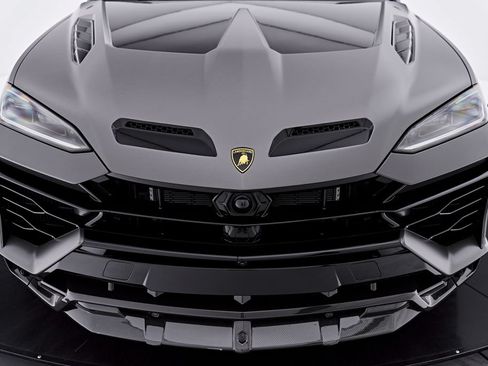 Used 2025 Lamborghini Urus Performante AWD/4WD image 18