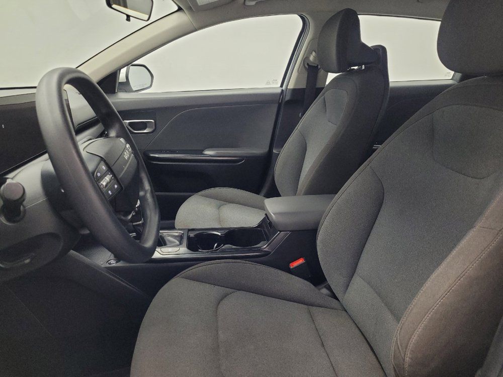 Used 2025 Kia K4 FWD image 17