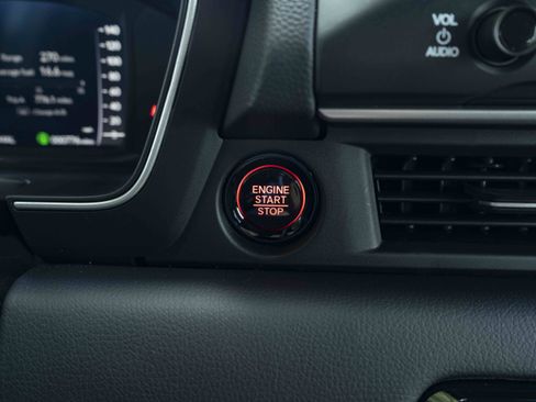 Used 2026 Honda Pilot Black Edition image 27