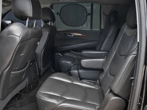 Used 2016 Cadillac Escalade ESV Premium RWD image 23