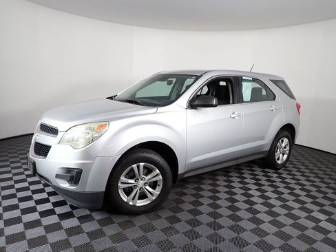 Used 2014 Chevrolet Equinox LS FWD image 9