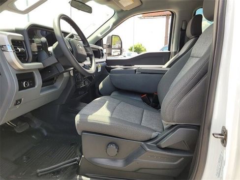 New 2025 Ford F450 XL w/ XL Chrome Package image 5