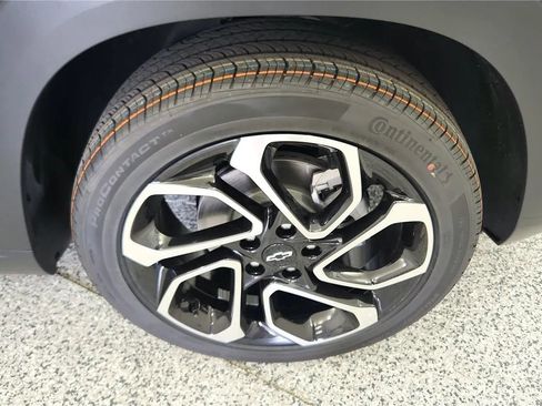 New 2026 Chevrolet Trax RS w/ Driver Confidence Package FWD image 13