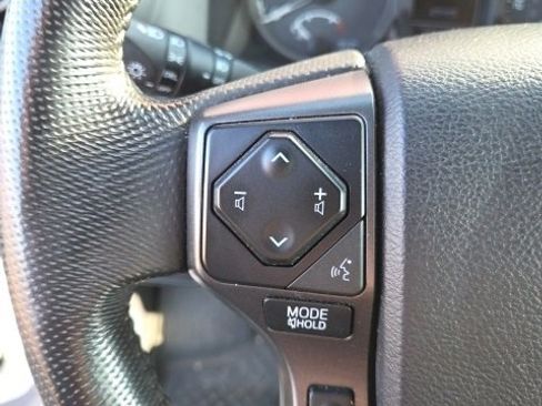 Used 2016 Toyota Tacoma 4x4 Double Cab image 13