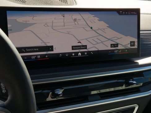 Used 2024 BMW X5 sDrive40i w/ M Sport Package image 15