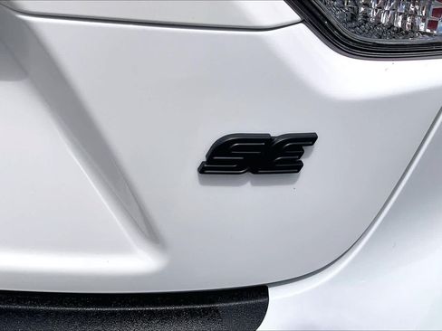 Used 2026 Toyota Corolla SE FWD image 10