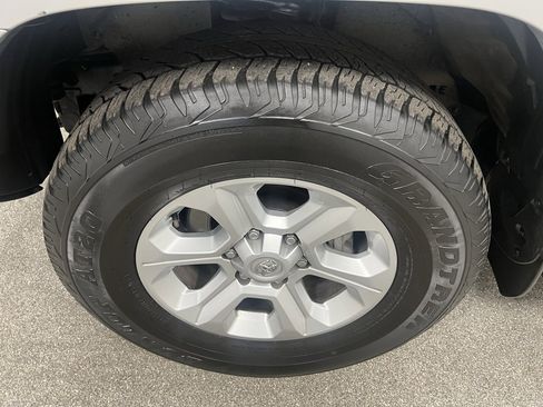 Used 2023 Toyota 4Runner SR5 Premium image 17