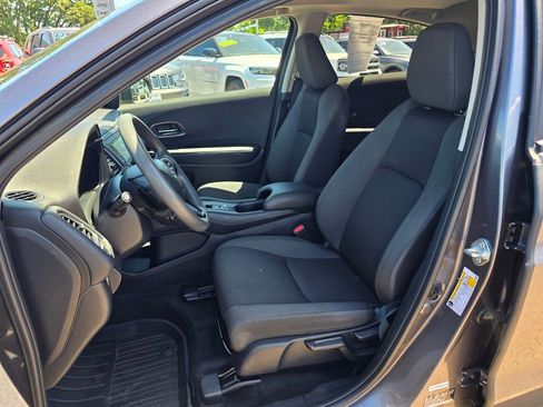 Used 2022 Honda HR-V EX image 4